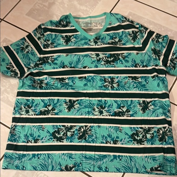 No Boundaries Teal and Black Floral Striped Short Sleeve Tee - Picture 1 of 3